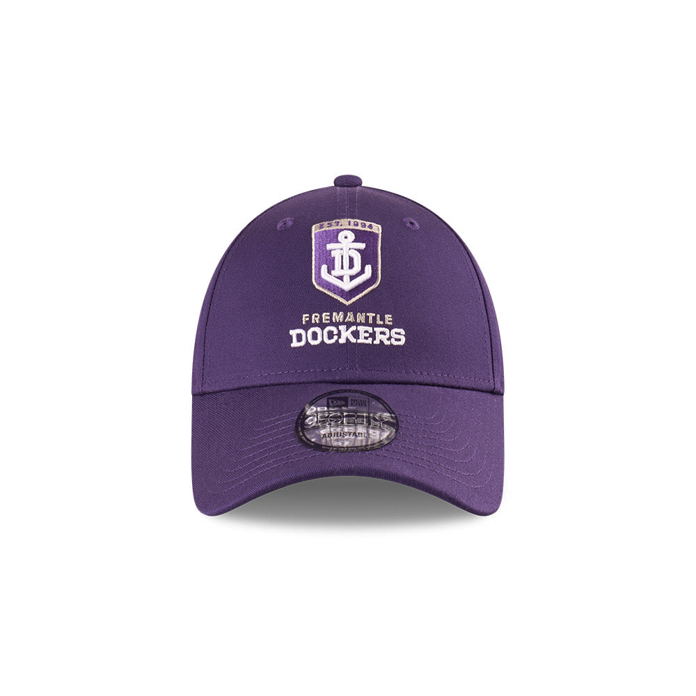 Fremantle Dockers Youth Hat - AFL 2025 Badged Purple OTC 9Forty Kids Strapback Cap - New Era